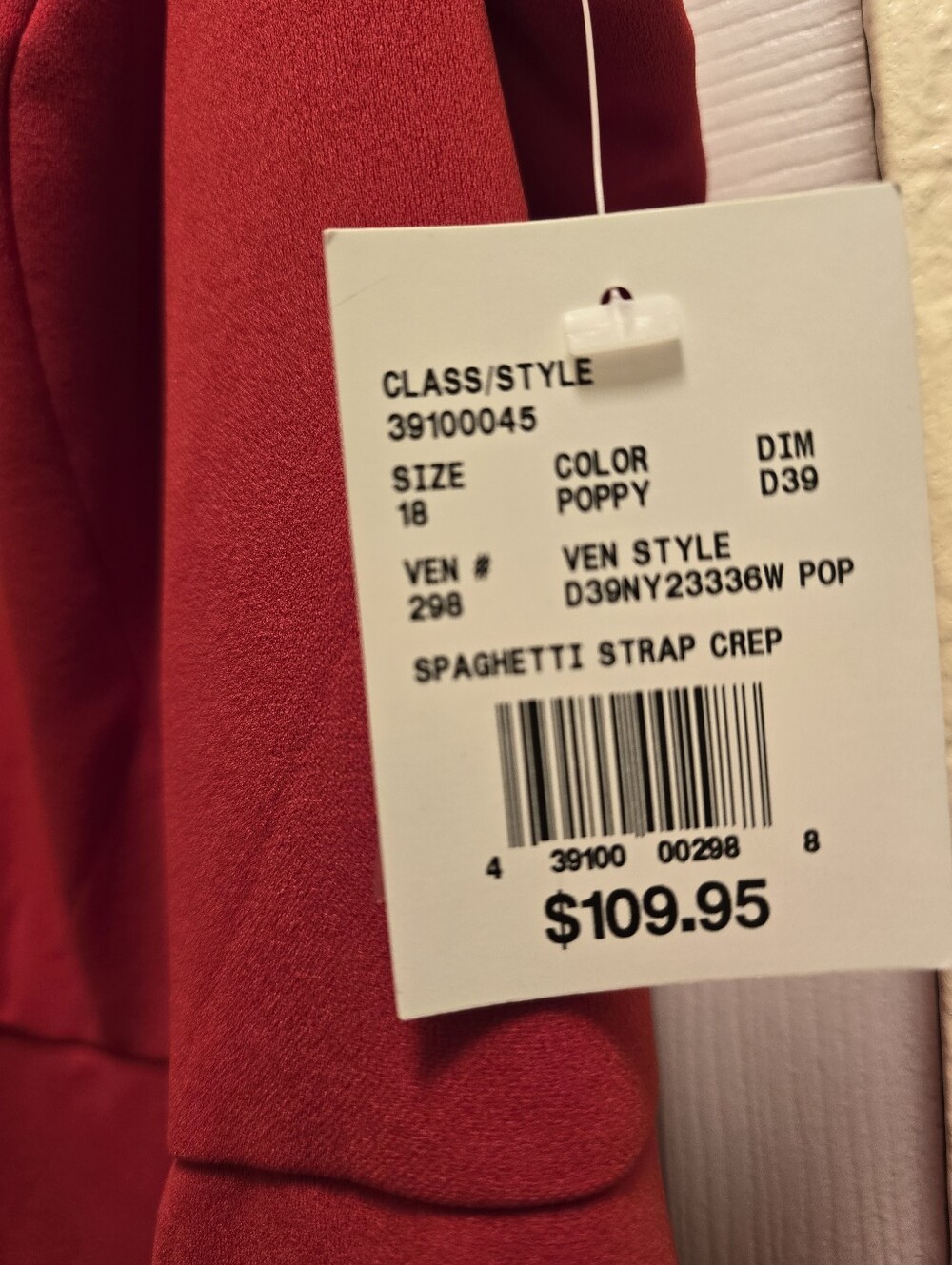 David's Bridal, red fit and Flare formal dress Homecoming Dress Pockets Plus - Picture 7 of 10